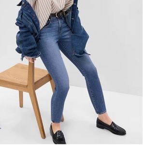 GAP Mid Rise True Skinny Jeans with Washwell Size 28/6 Short Indigo Medium NWT